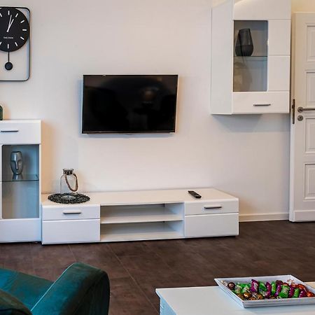 Komfortable Ferienwohnung In Halle Halle  Ngoại thất bức ảnh