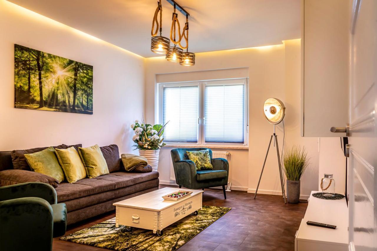 Komfortable Ferienwohnung In Halle Halle  Ngoại thất bức ảnh