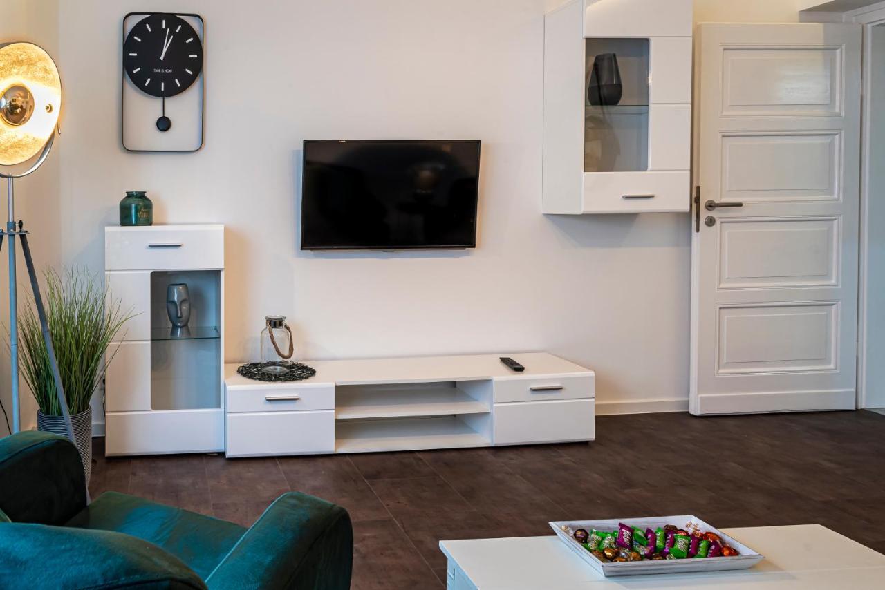 Komfortable Ferienwohnung In Halle Halle  Ngoại thất bức ảnh